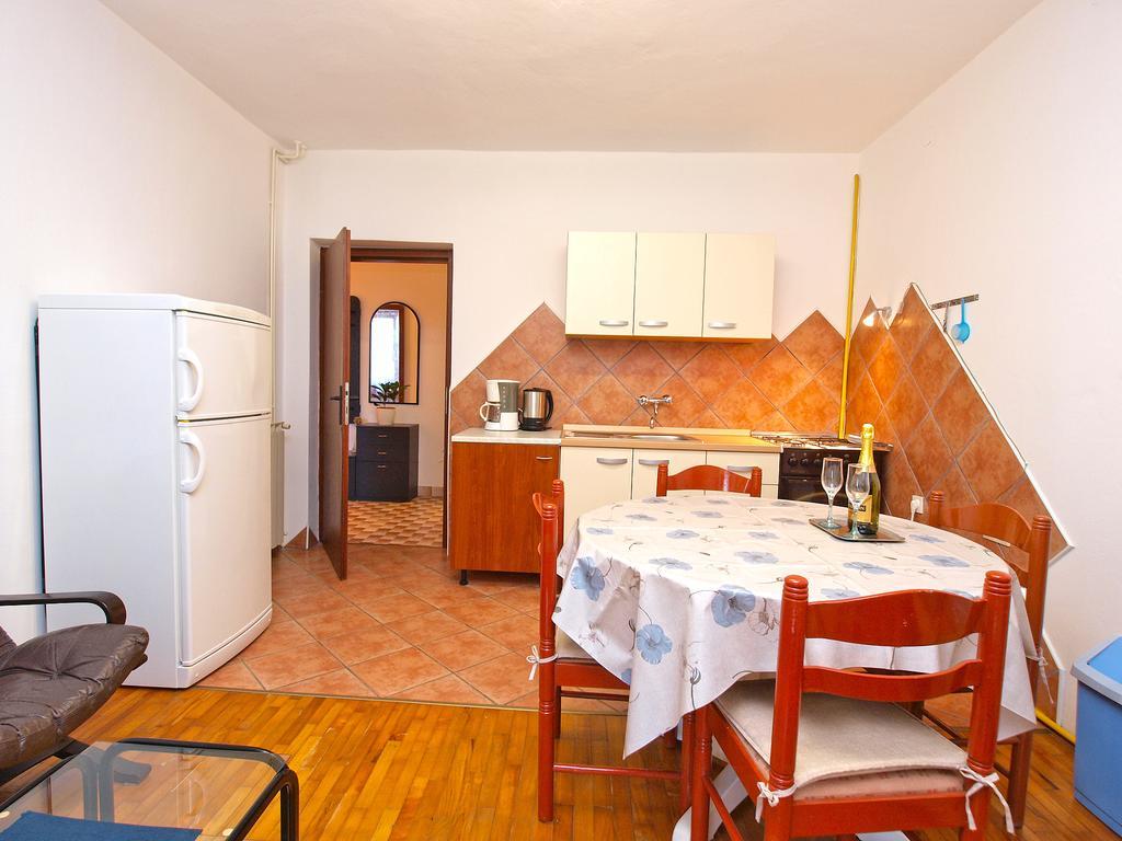 Apartments Dragica 929 Fažana Buitenkant foto