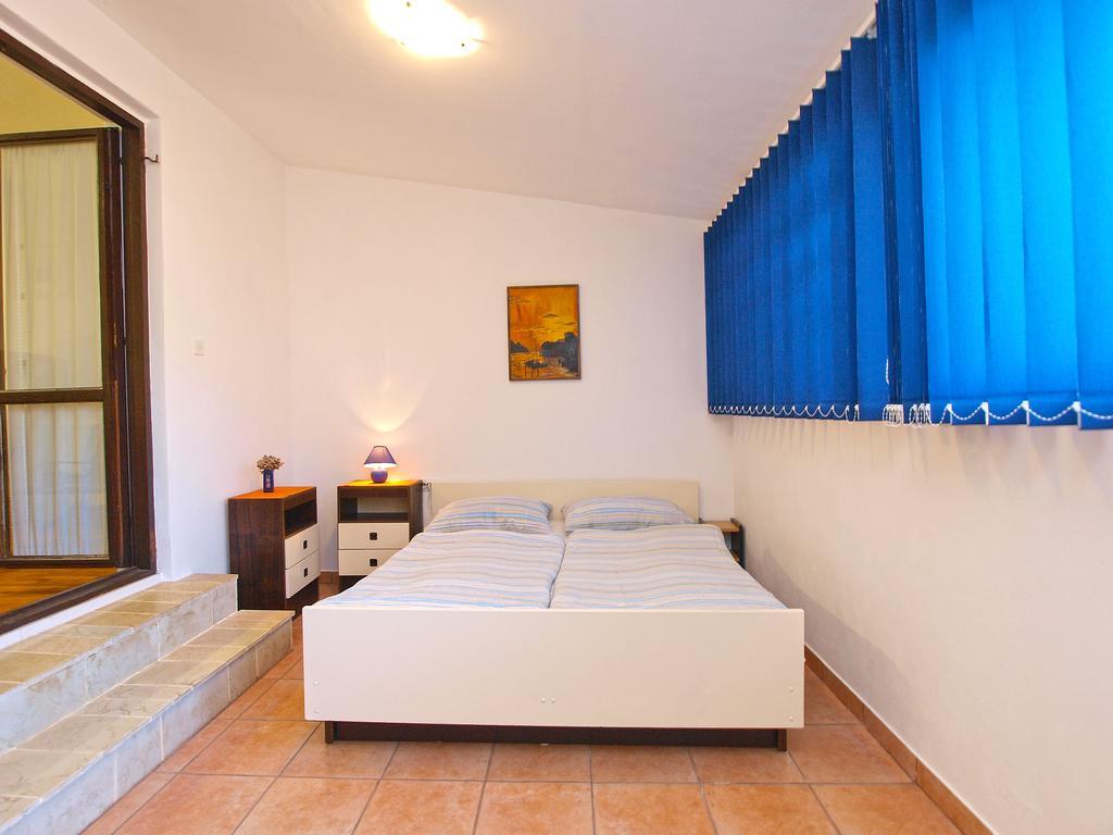 Apartments Dragica 929 Fažana Buitenkant foto