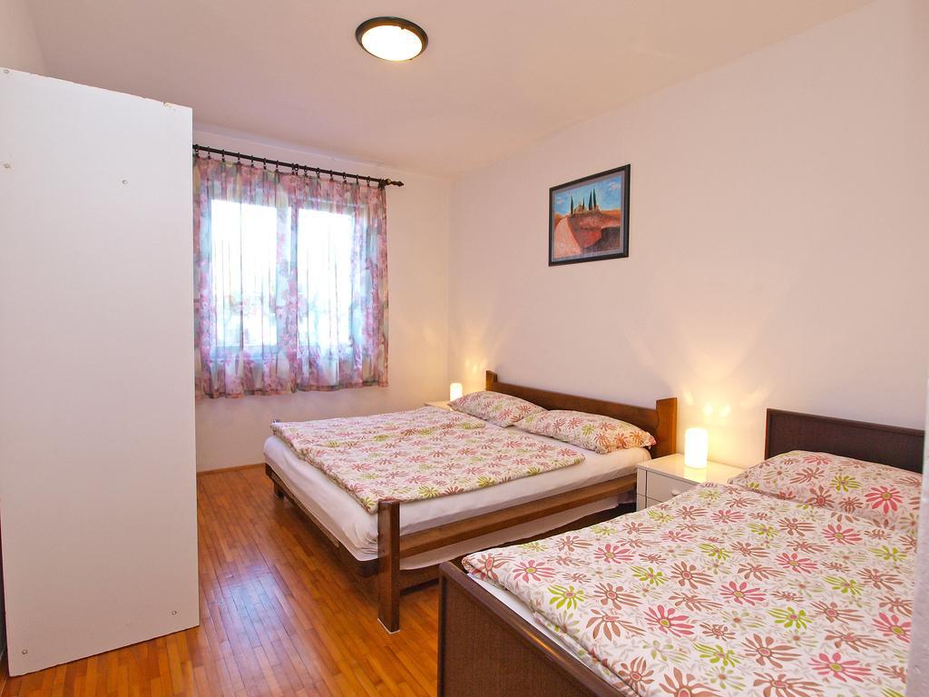 Apartments Dragica 929 Fažana Buitenkant foto