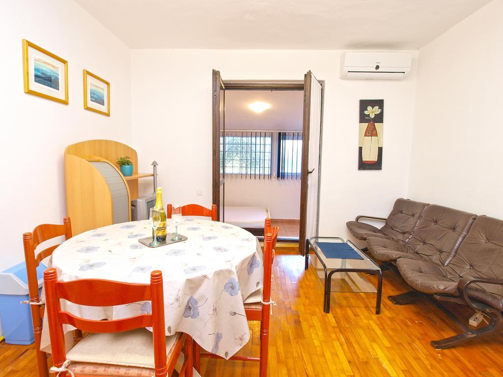Apartments Dragica 929 Fažana Buitenkant foto